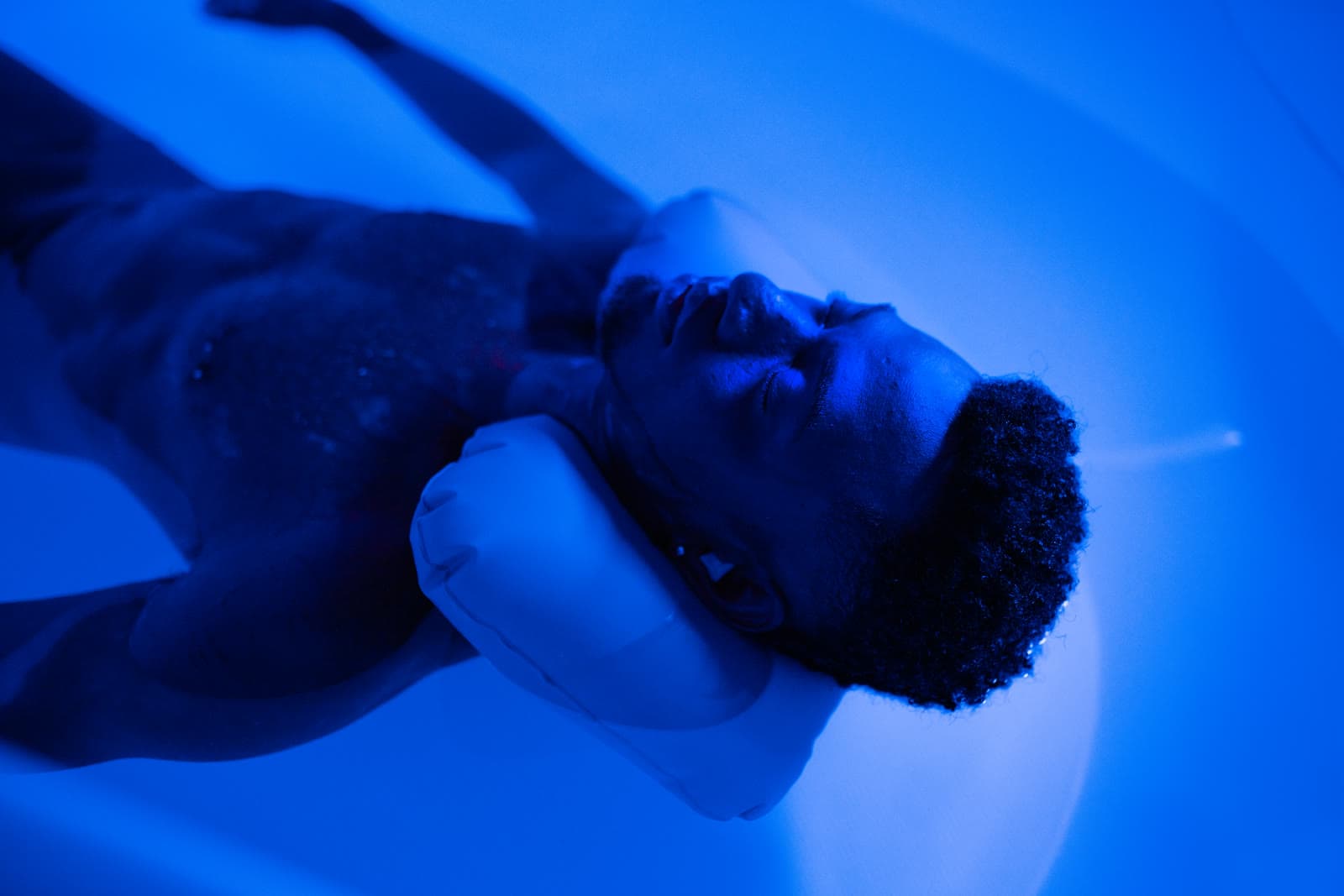 Interior da cápsula de flutuação Void